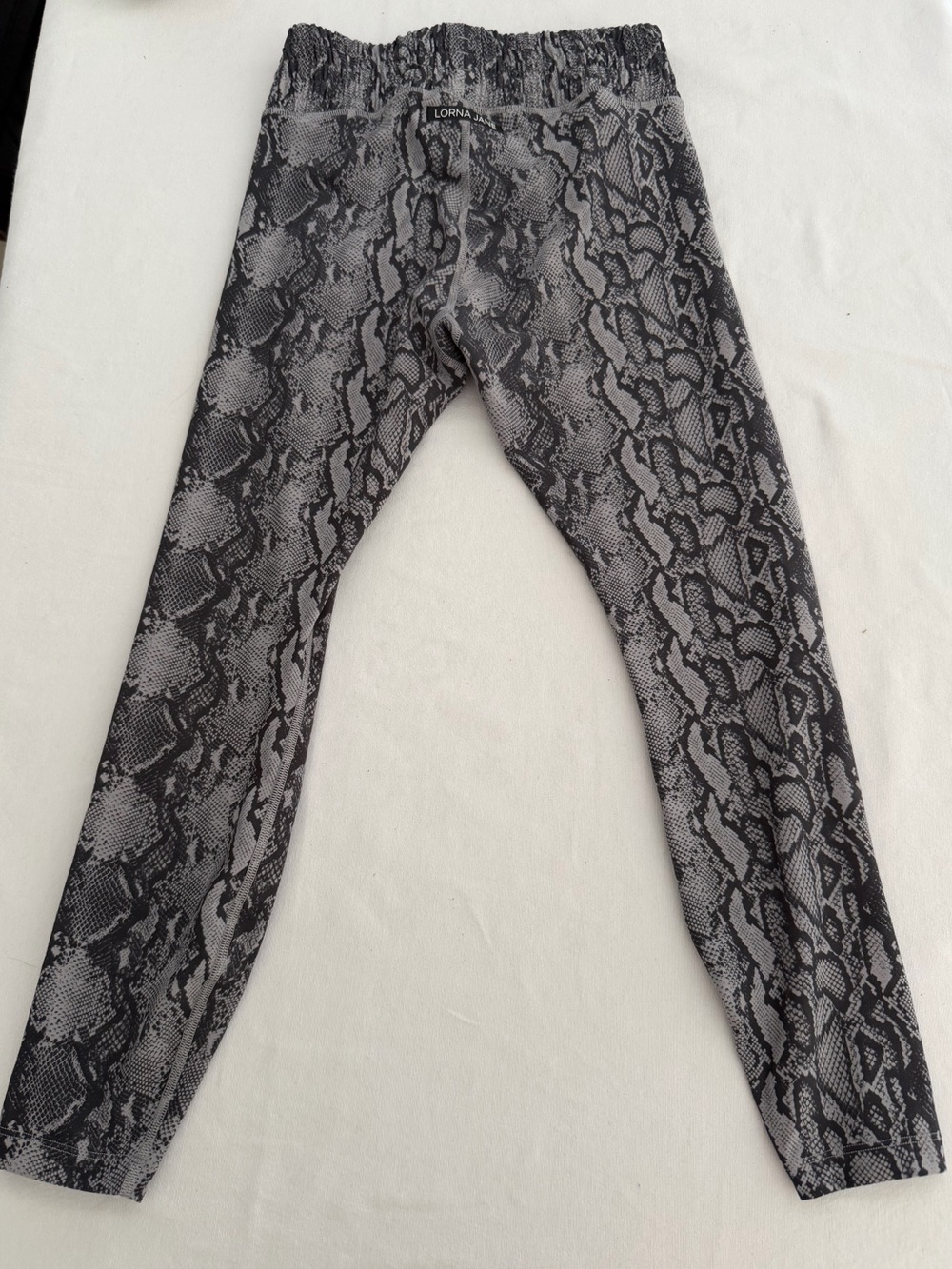 Lorna Jane Snake Print Full Length Leggings Size Small
